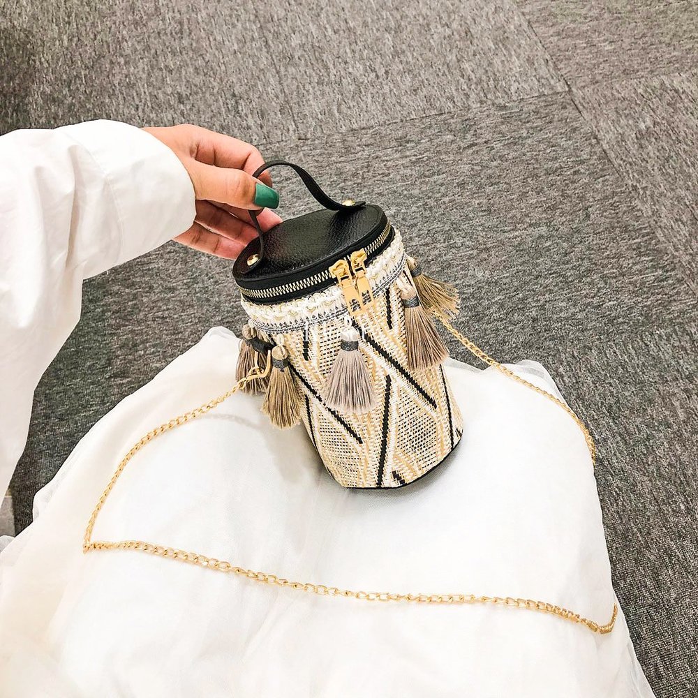 Staycation Tassle round bucket bag purse - Picture 4 of 8